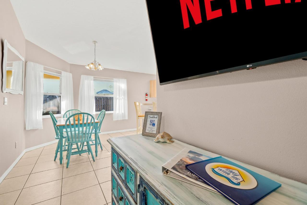 Sunset Serenity - 3Br Beach Townhome With Outdoor Patio - New Hot Tub, Steps To Ocean Fun! メルボルン エクステリア 写真