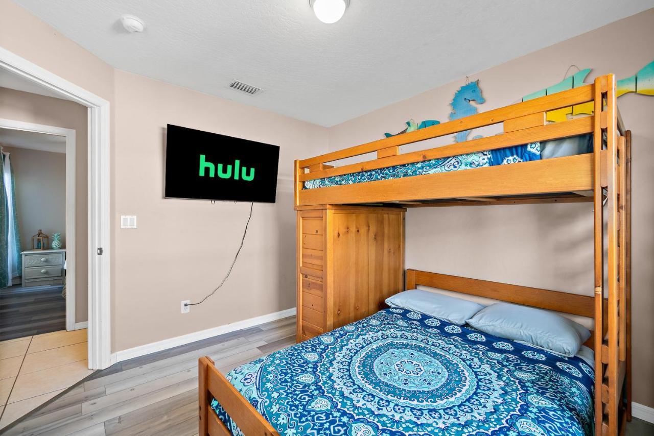 Sunset Serenity - 3Br Beach Townhome With Outdoor Patio - New Hot Tub, Steps To Ocean Fun! メルボルン エクステリア 写真