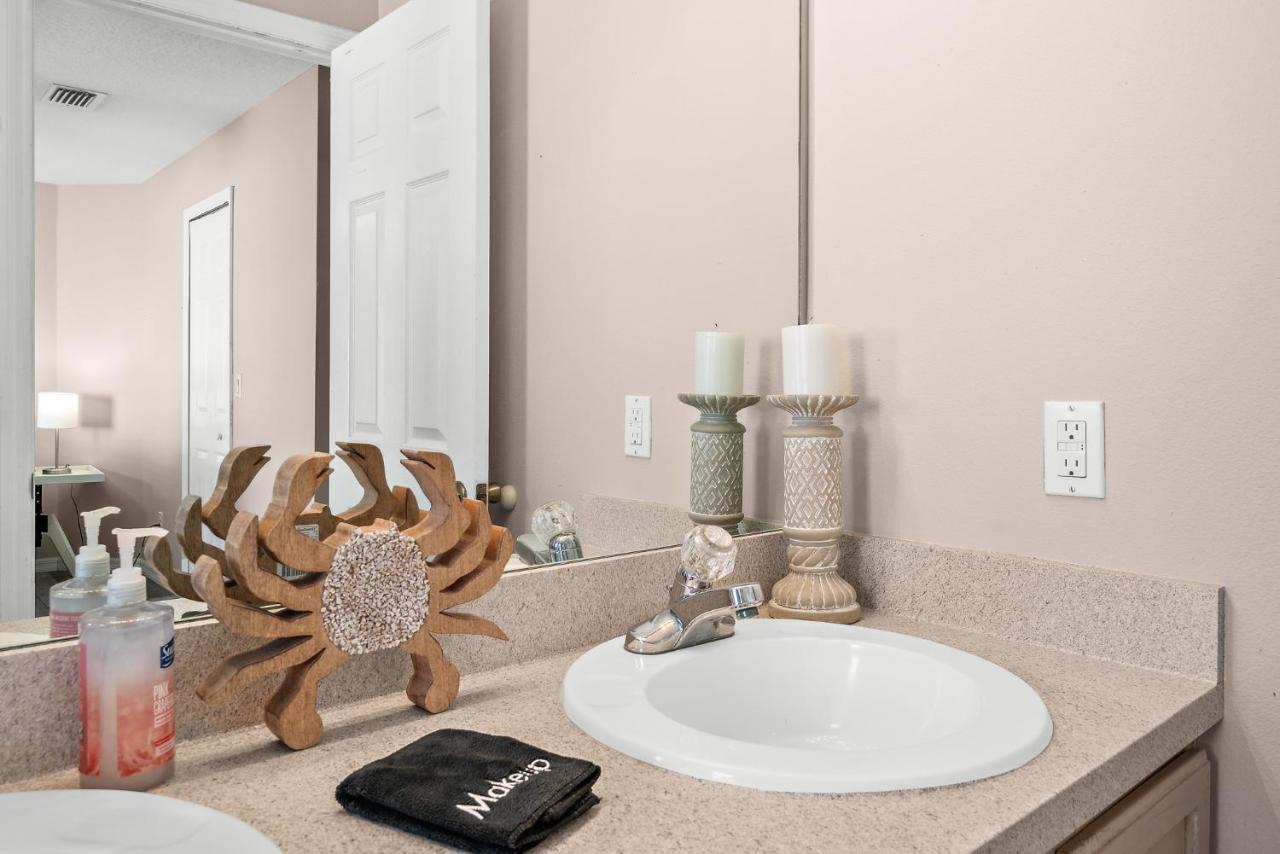 Sunset Serenity - 3Br Beach Townhome With Outdoor Patio - New Hot Tub, Steps To Ocean Fun! メルボルン エクステリア 写真